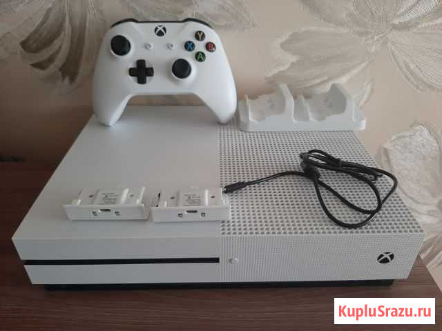 Xbox One S 1TB Череповец - изображение 1