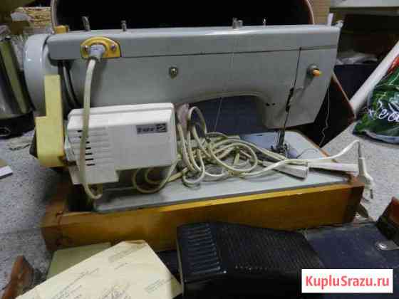 Швейная машинка Подольск 142 Самара