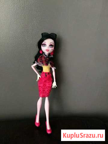 Кукла Monster High. Дракулаура, оригинальная Бежецк - изображение 1