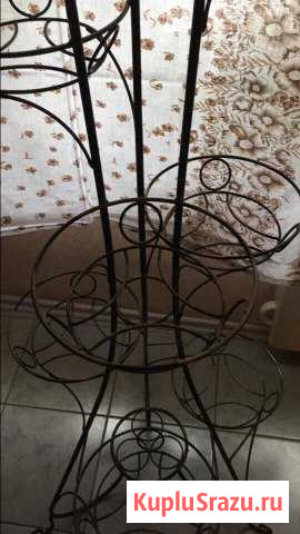 Подставка для цветов Москва - изображение 1