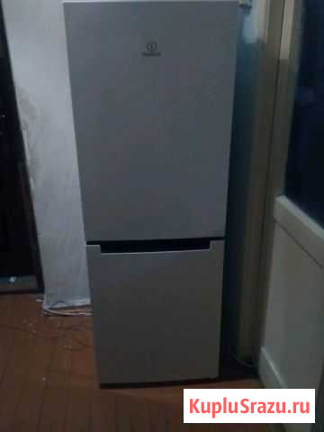 Холодильник indesit DF 4160 W no frost Осинники - изображение 1