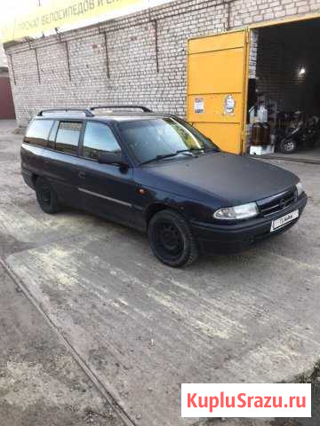 Opel Astra 1.6 МТ, 1997, универсал Кирово-Чепецк - изображение 1