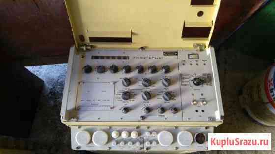 Радиоприёмник Р-680-04 Ялта