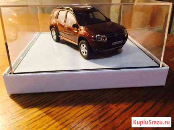 Renault Duster 1/43 модель Королев