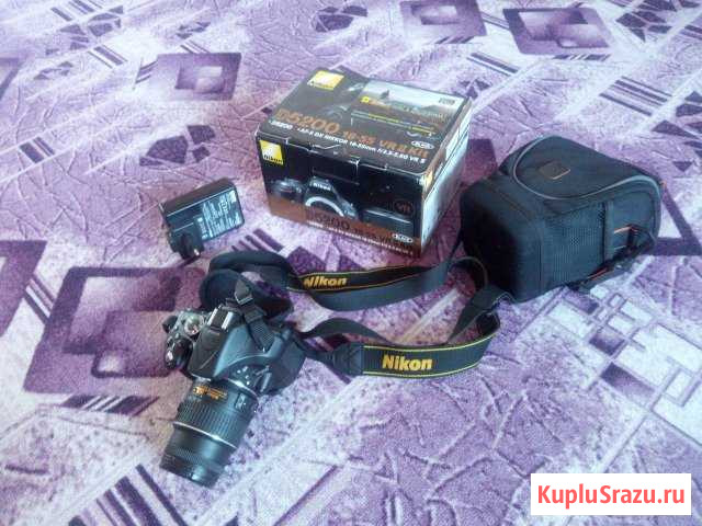 Зеркальная камера Nikon D5200 kit 18-55mm II черны Чита - изображение 1
