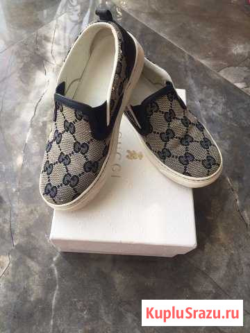 Gucci б/у,есть потёртости,27 размер,цена 2.500 Ялта - изображение 1