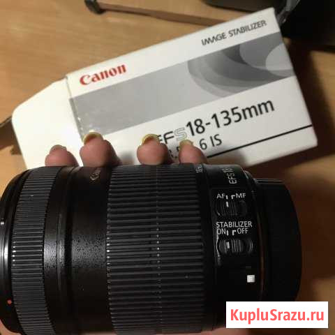 Объектив Canon efs 18-135mm f/3.5-5.6 is Тольятти - изображение 1