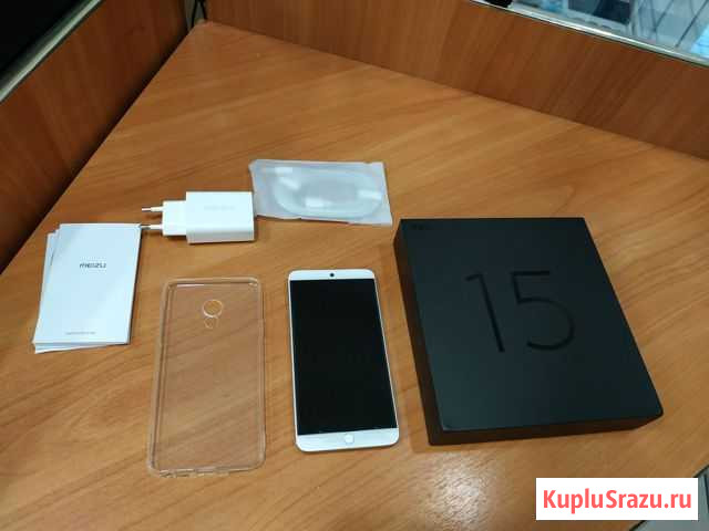 Meizu 15 Lite 4/64GB Саранск - изображение 1