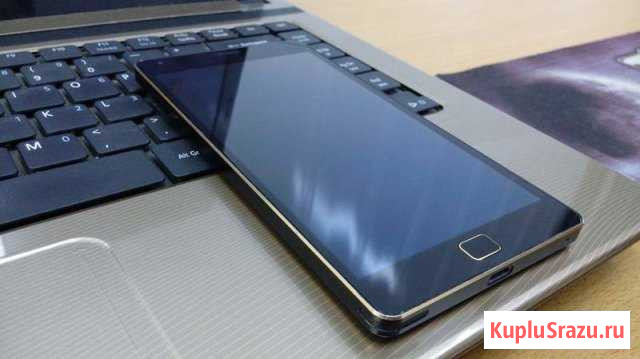 Pantech Vega Iron 2 A910S Владикавказ - изображение 1