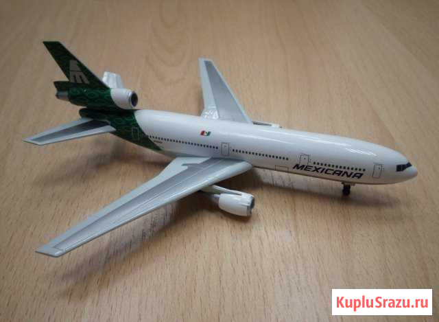 Модель самолёта DC-10-15 1/400 Сыктывкар - изображение 1