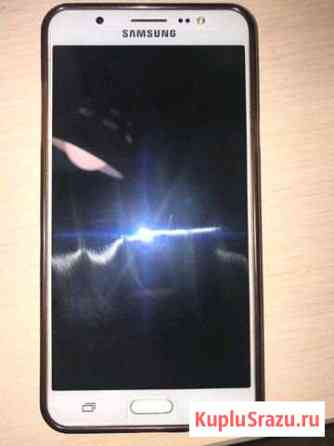 SAMSUNG Galaxy J7 Щербинка