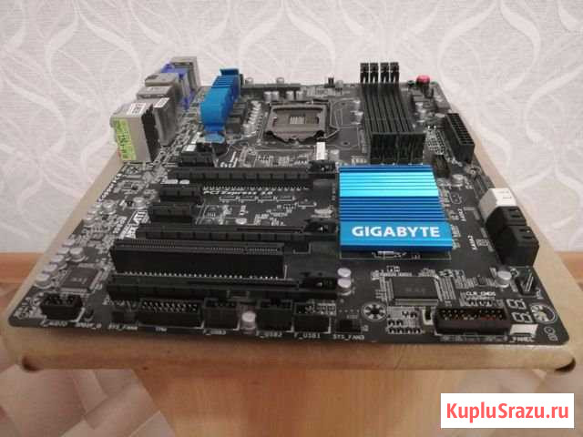 Материнская плата Gigabyte GA-Z77X-UD3H 1155 сокет Череповец - изображение 1