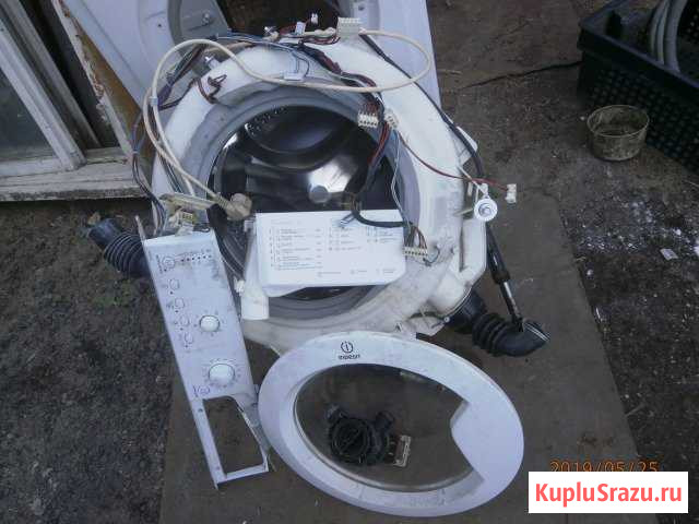 Запчасти стиральная машина indesit iwsb5085 Котлас - изображение 1