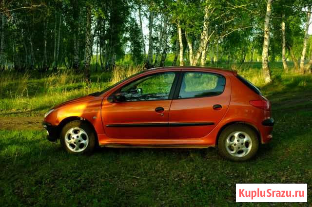 Peugeot 206 1.4 МТ, 2001, хетчбэк, битый Рощино - изображение 1
