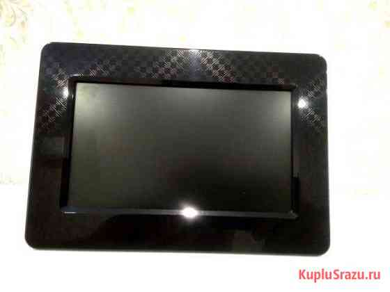 Цифровая фоторамка Transcend PF705 + карта памяти Геленджик