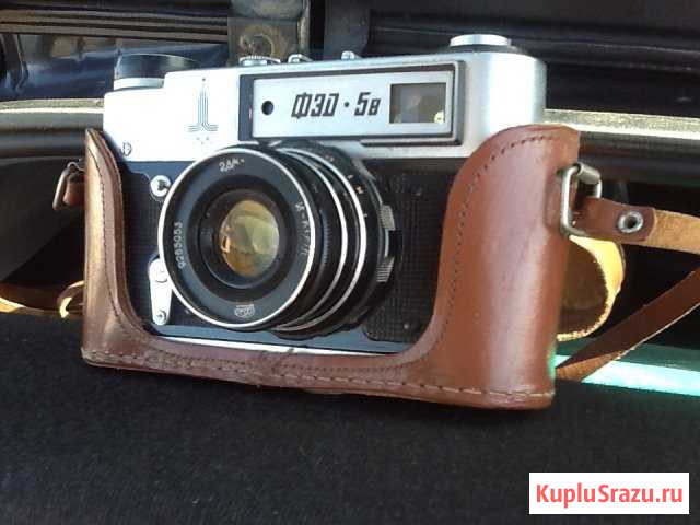 Фотоаппарат фэд 5В, приёмник цифрового тв Rolsen Каневская - изображение 1