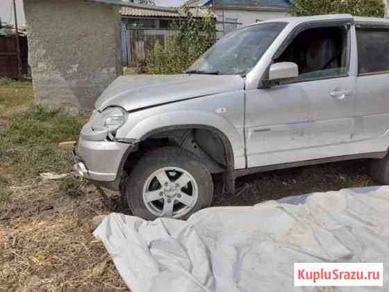 Chevrolet Niva 1.7 МТ, 2016, внедорожник, битый Бриньковская