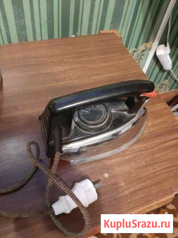 Отдам Утюг Волхов - изображение 1