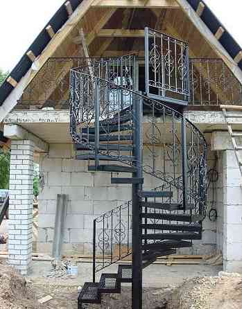 Наружные лестницы из металла под заказ Лобня