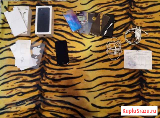 iPhone 7 128 gb идеал Киров - изображение 1
