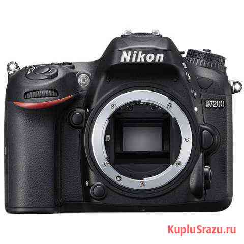 Продаю тушку Nikon d7200 Барнаул