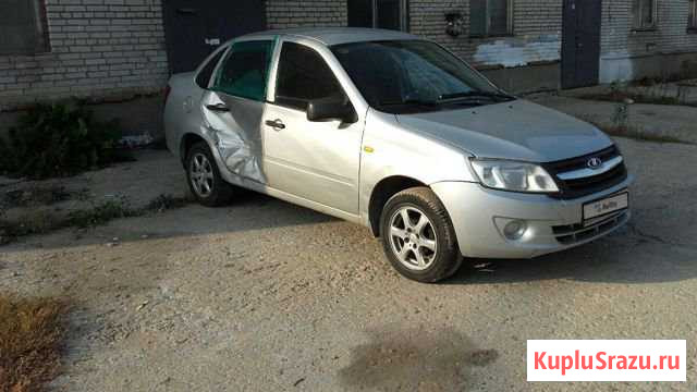 LADA Granta 1.6 МТ, 2012, седан, битый Дубна - изображение 1