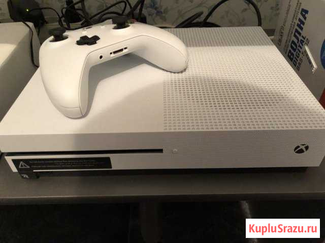 Xbox One S 500GB+игры Новый Уренгой - изображение 1