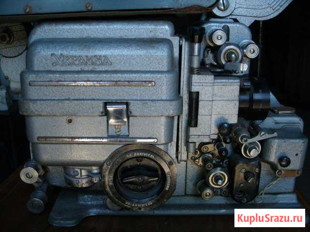 Кинопроектор Украина-4, 1971 год Ачинск - изображение 1