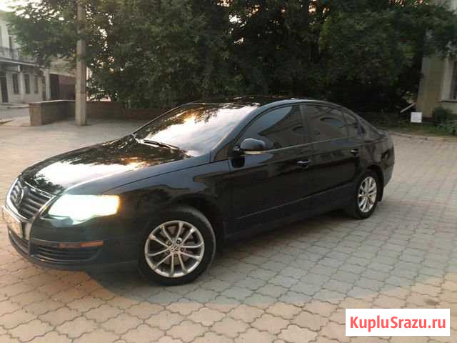 Volkswagen Passat 1.6 МТ, 2010, седан Керчь - изображение 1