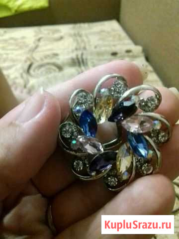 Красивая брошь Волжский - изображение 1