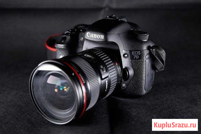 Canon EOS 7D с объективом Волжский - изображение 1