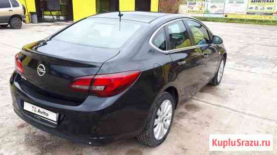 Opel Astra 1.6 AT, 2013, седан Котлас