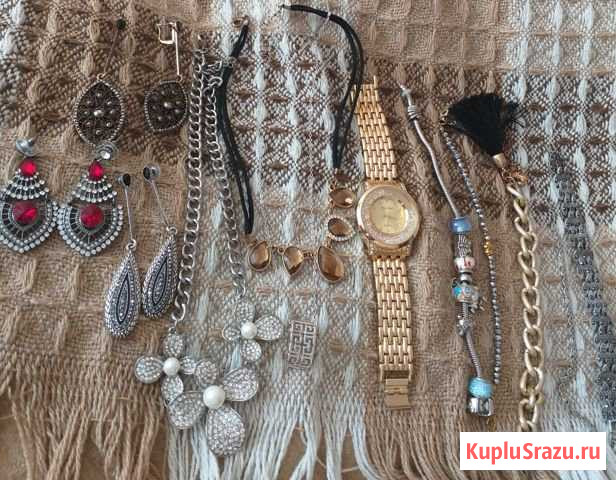 Бижутерия и косметика,цена за всё Электросталь - изображение 1
