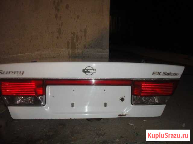 Nissan Sunny дверь багажника Улан-Удэ - изображение 1