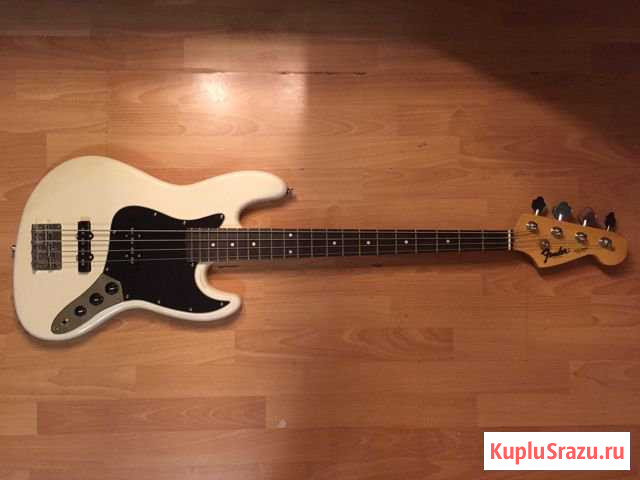 Бас гитара Squier Jazz Bass Реутов - изображение 1
