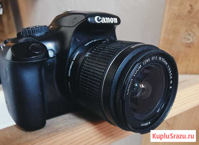 Зеркальный фотоаппарат Canon 1100D Омск - изображение 1