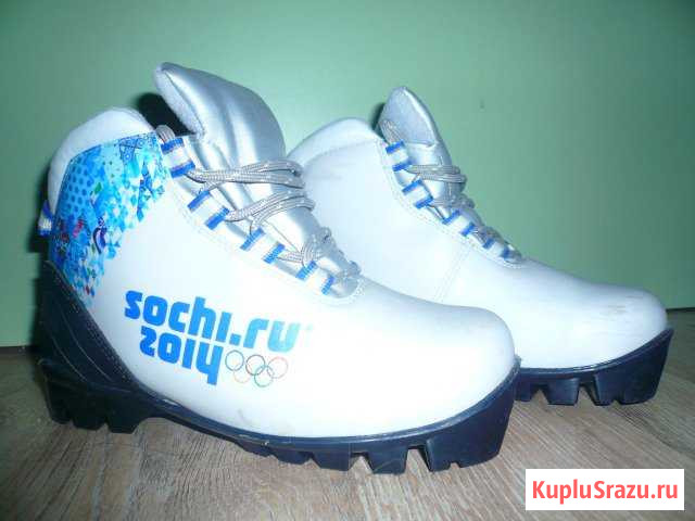 Ботинки для беговых лыж р.33 Новокузнецк - изображение 1