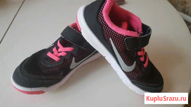 Кроссовки на девочку размер 28.5 фирмы NIke Оренбург - изображение 1