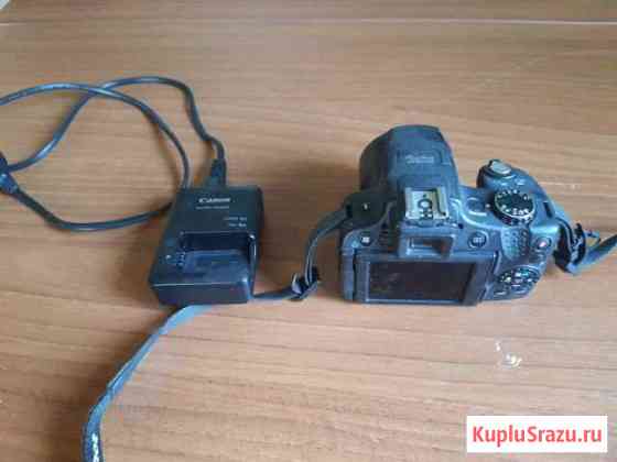Фотоаппарат зеркальный Canon с зарядкой и флешкой Мытищи