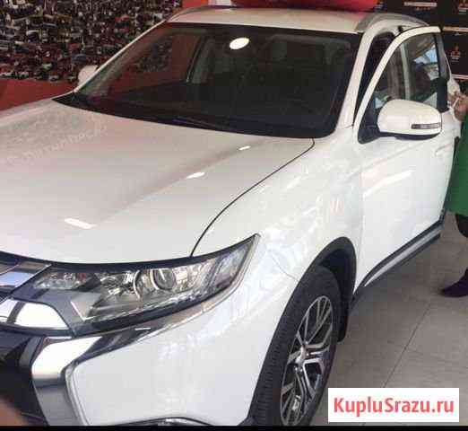 Mitsubishi Outlander 2.0 CVT, 2016, внедорожник Кудрово