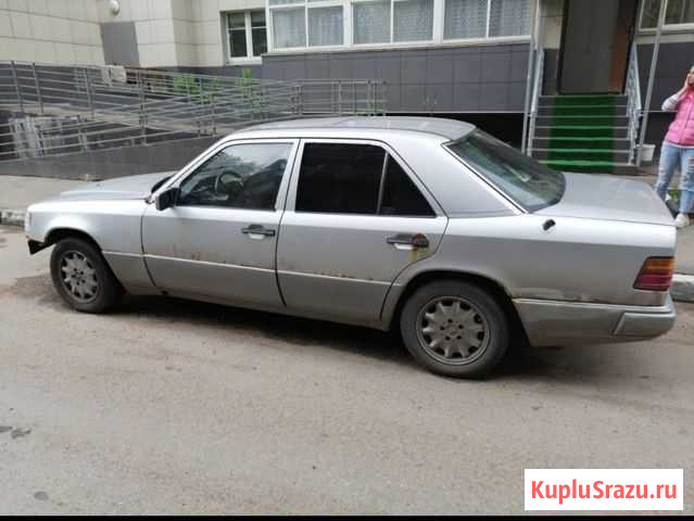 Mercedes-Benz W124 2.0 МТ, 1991, седан Одинцово - изображение 1