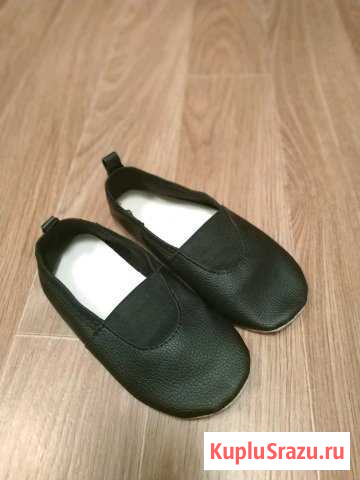 Чешки детские новые, чёрные, кожа, 26 р-р Петергоф - изображение 1