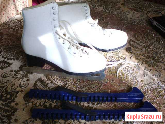 Коньки фигурные Axel Ломоносов - изображение 1