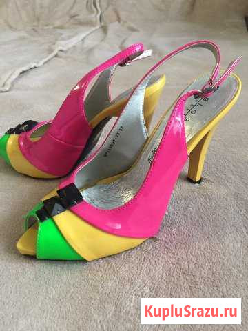 Босоножки цветные Зверево - изображение 1