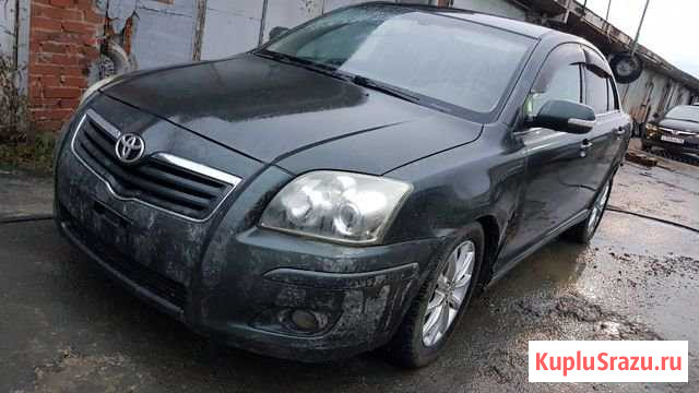 Toyota Avensis 1.8 МТ, 2007, седан, битый Рефтинский - изображение 1