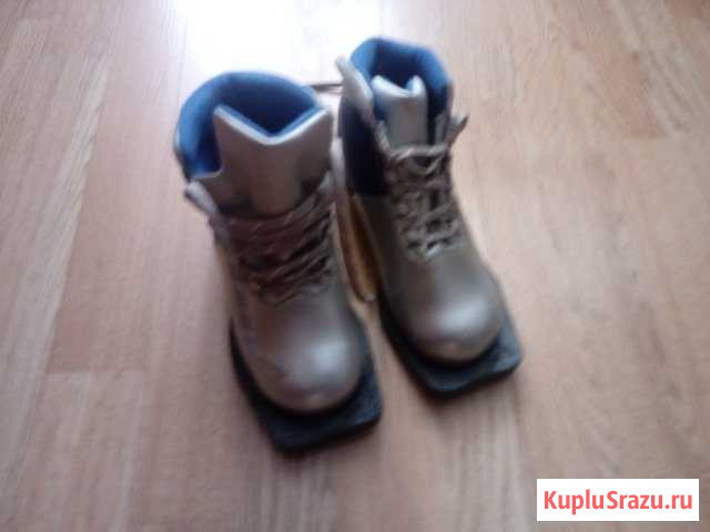 Лыжные ботинки 32 размер Воскресенское - изображение 1