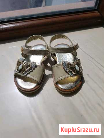 Новые Босоножки Blumarine baby 20 р Евпатория - изображение 1