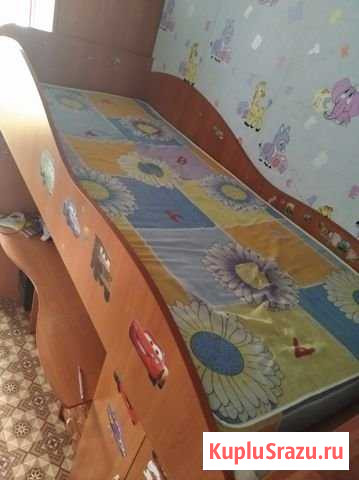 Компьютерный стол с кроватью и шкафом Мелеуз - изображение 1