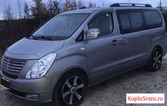 Hyundai Grand Starex 2.5 AT, 2010, минивэн Надым