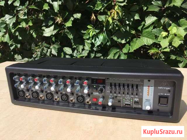 Активный микшер (усилитель) Behringer PMP550M Задонск - изображение 1